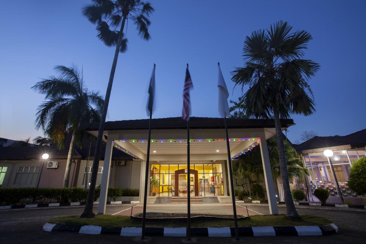 Hotel Seri Malaysia Rompin Куала Ромпін Екстер'єр фото